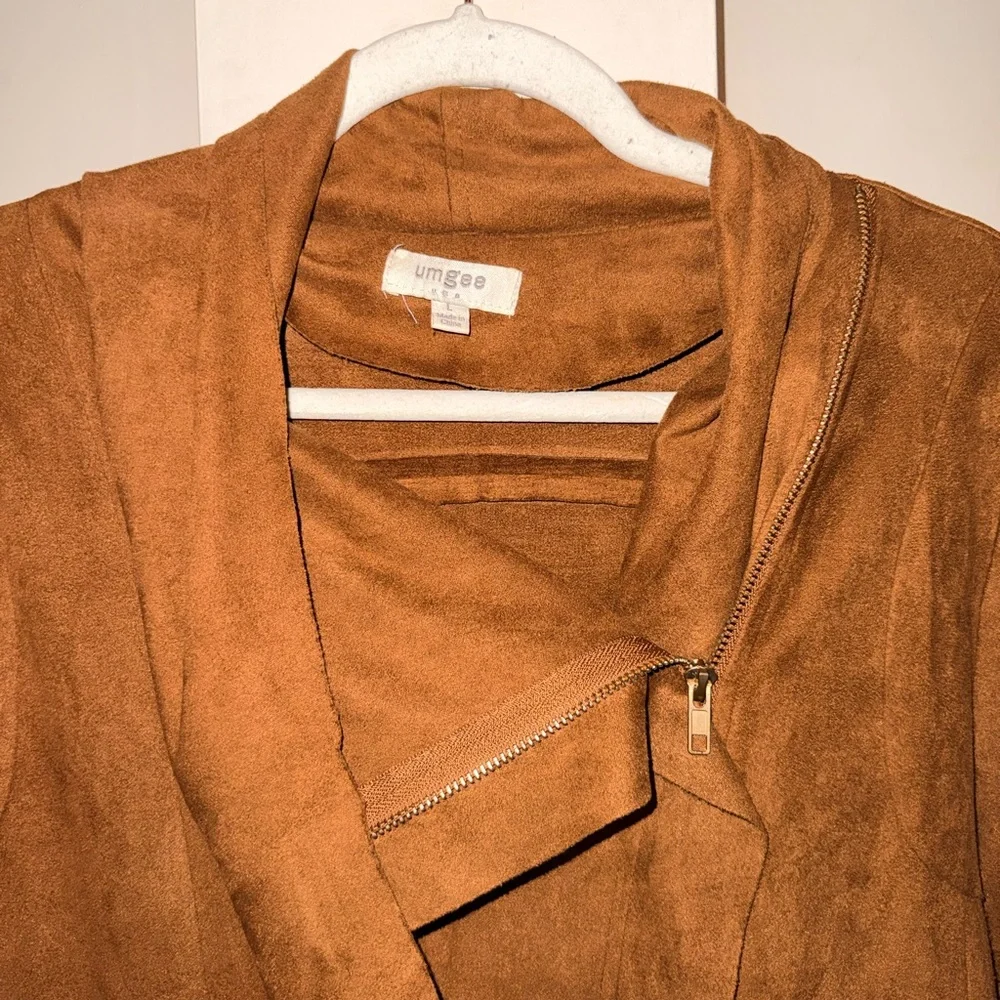 Umgee Women's Tan suede Jacket - Picture 4 of 6